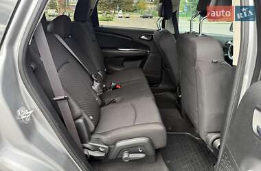 Позашляховик / Кросовер Dodge Journey 2016 в 