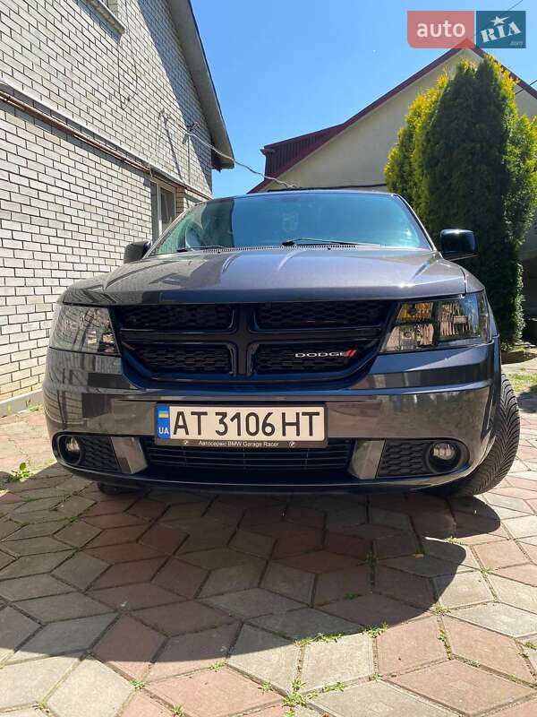 Внедорожник / Кроссовер Dodge Journey 2014 в Черновцах