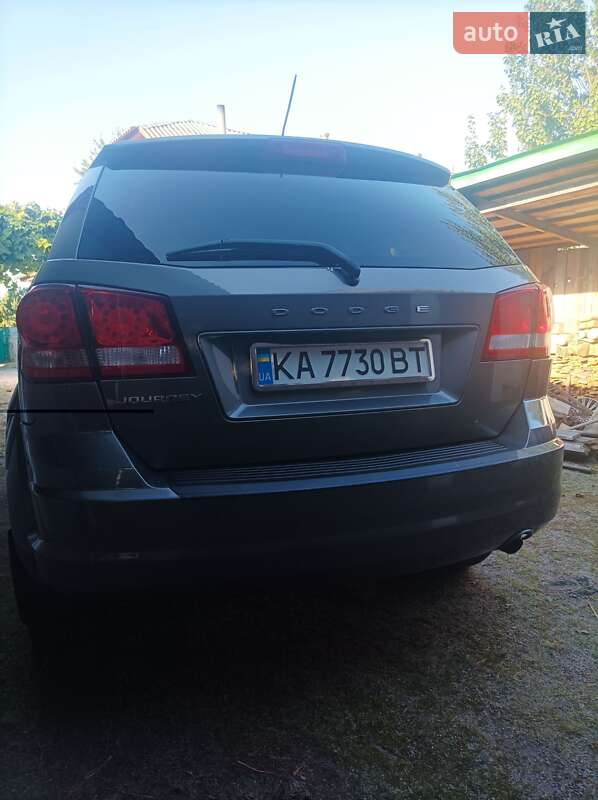 Внедорожник / Кроссовер Dodge Journey 2012 в Малине