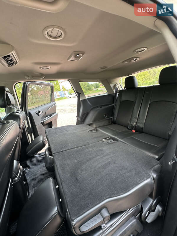 Внедорожник / Кроссовер Dodge Journey 2014 в Ивано-Франковске фото 37 Внедорожник / Кроссовер Dodge Journey 2014 в Ивано-Франковске