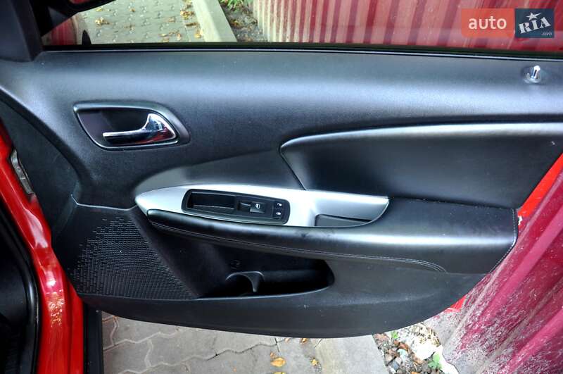 Внедорожник / Кроссовер Dodge Journey 2018 в Львове фото 25 Внедорожник / Кроссовер Dodge Journey 2018 в Львове