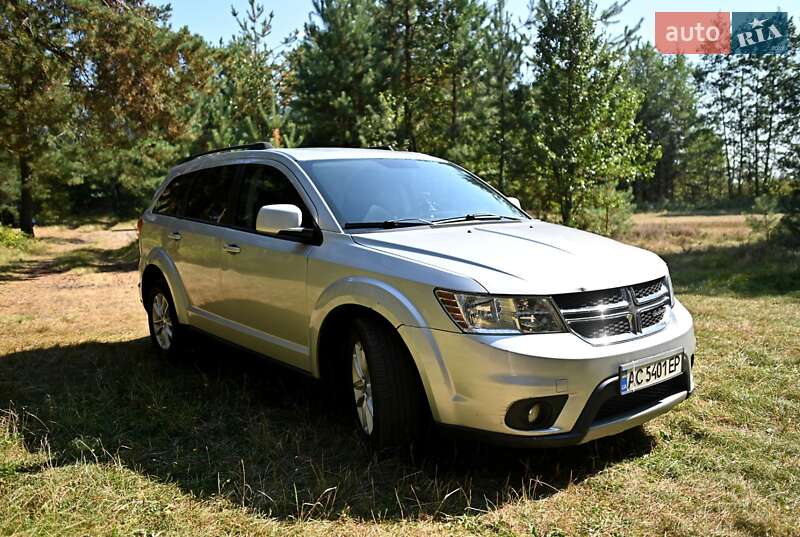 Внедорожник / Кроссовер Dodge Journey 2012 в Любешове