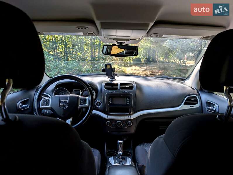 Внедорожник / Кроссовер Dodge Journey 2012 в Любешове