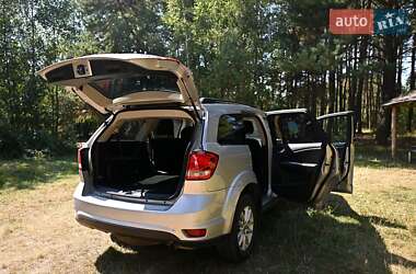 Внедорожник / Кроссовер Dodge Journey 2012 в 