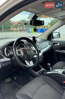 Внедорожник / Кроссовер Dodge Journey 2014 в 