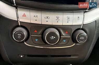 Внедорожник / Кроссовер Dodge Journey 2014 в 