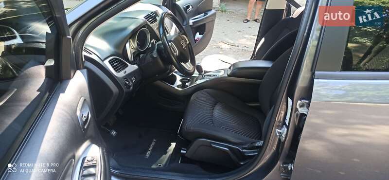 Внедорожник / Кроссовер Dodge Journey 2015 в Тернополе