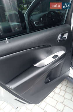 Внедорожник / Кроссовер Dodge Journey 2014 в 