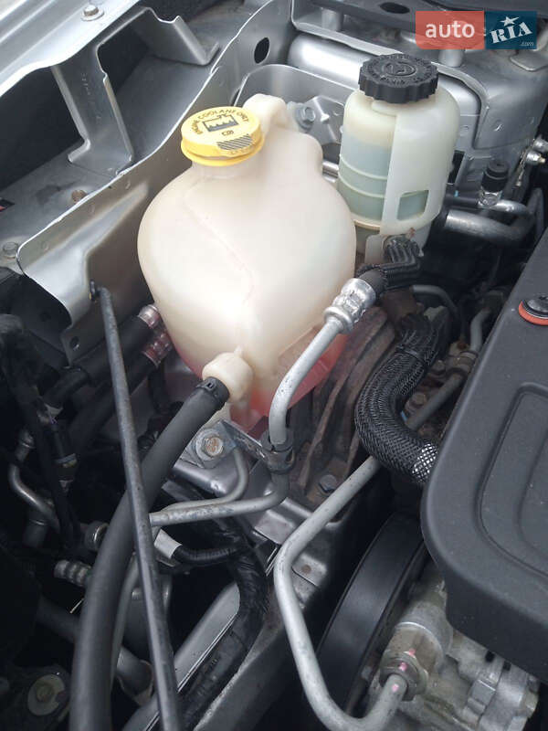 Позашляховик / Кросовер Dodge Journey 2014 в Самборі фото 37 Позашляховик / Кросовер Dodge Journey 2014 в Самборі