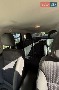 Внедорожник / Кроссовер Dodge Journey 2015 в 