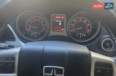 Внедорожник / Кроссовер Dodge Journey 2012 в 