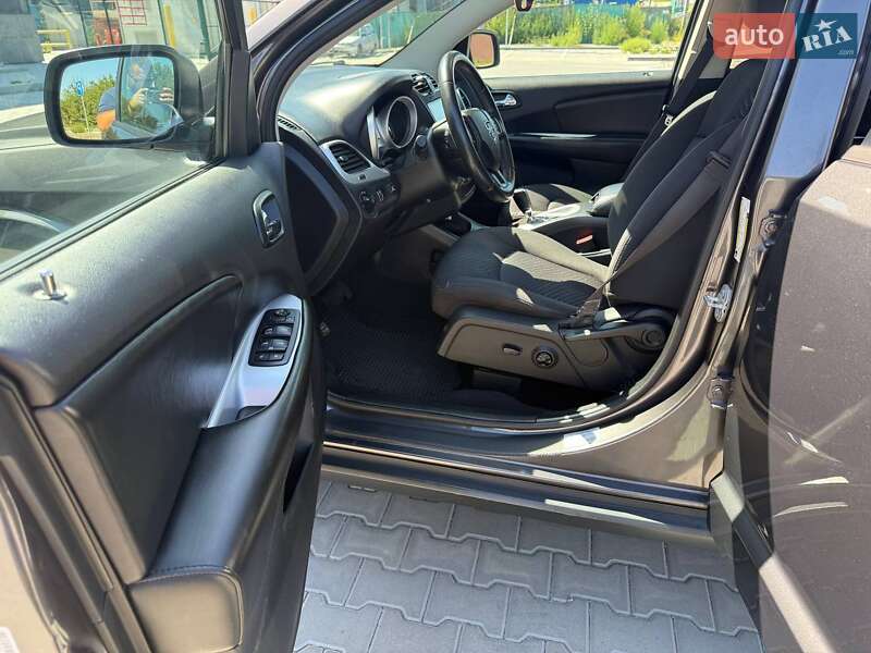Внедорожник / Кроссовер Dodge Journey 2017 в Киеве