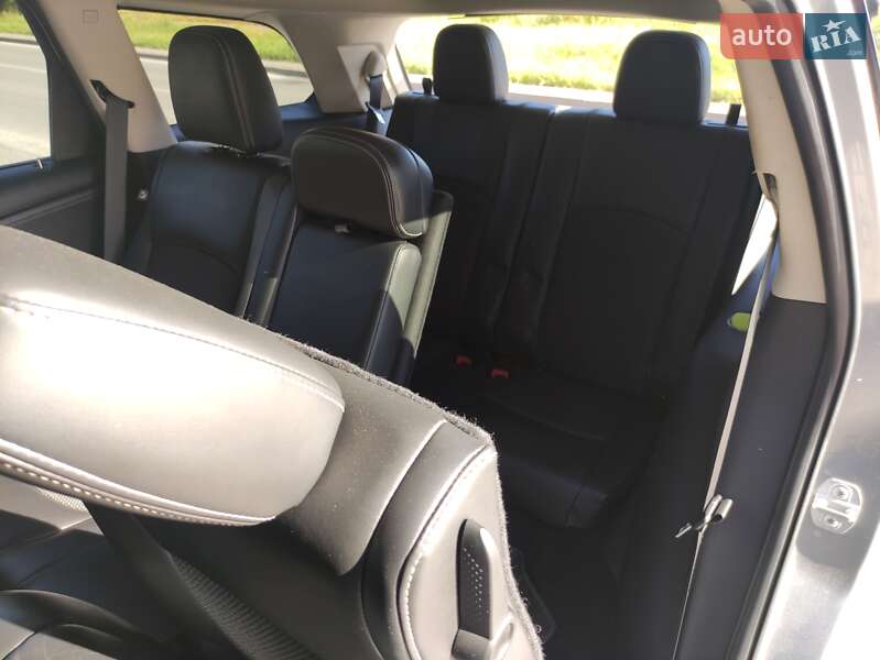 Внедорожник / Кроссовер Dodge Journey 2017 в Львове