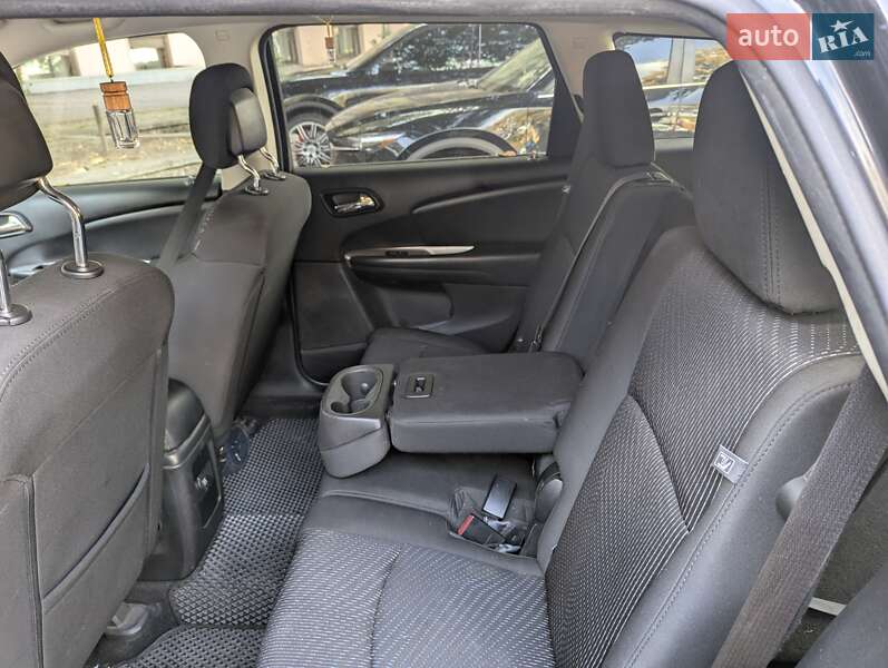 Внедорожник / Кроссовер Dodge Journey 2016 в Днепре фото 13 Внедорожник / Кроссовер Dodge Journey 2016 в Днепре