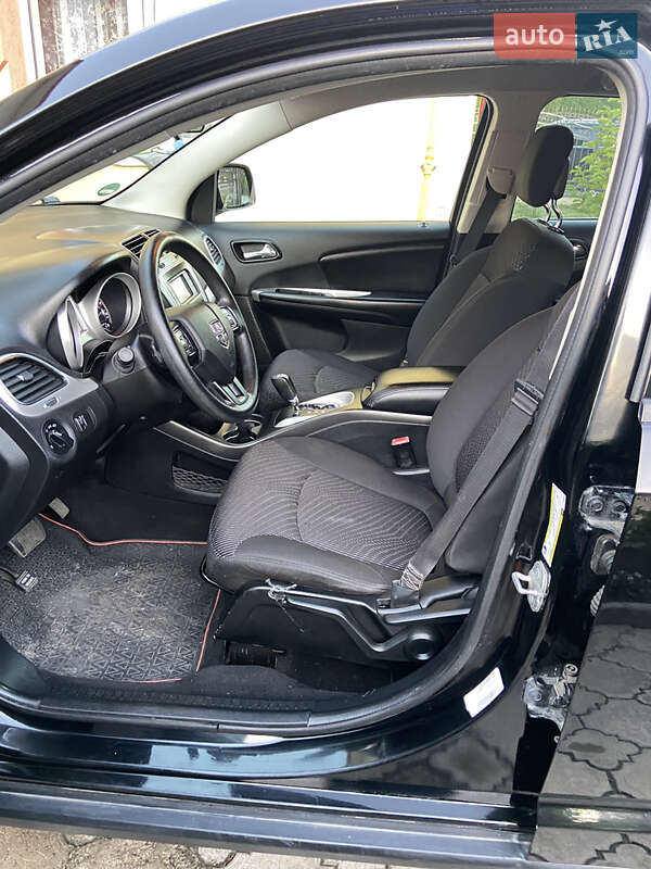 Внедорожник / Кроссовер Dodge Journey 2014 в Владимире