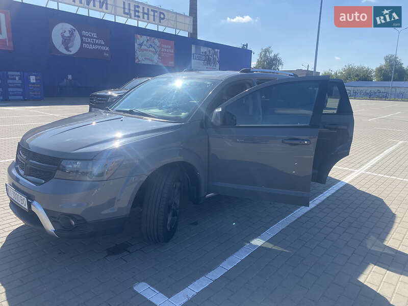 Внедорожник / Кроссовер Dodge Journey 2020 в Ирпене