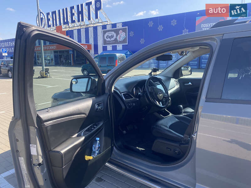 Внедорожник / Кроссовер Dodge Journey 2020 в Ирпене