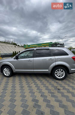 Позашляховик / Кросовер Dodge Journey 2017 в Городищеві