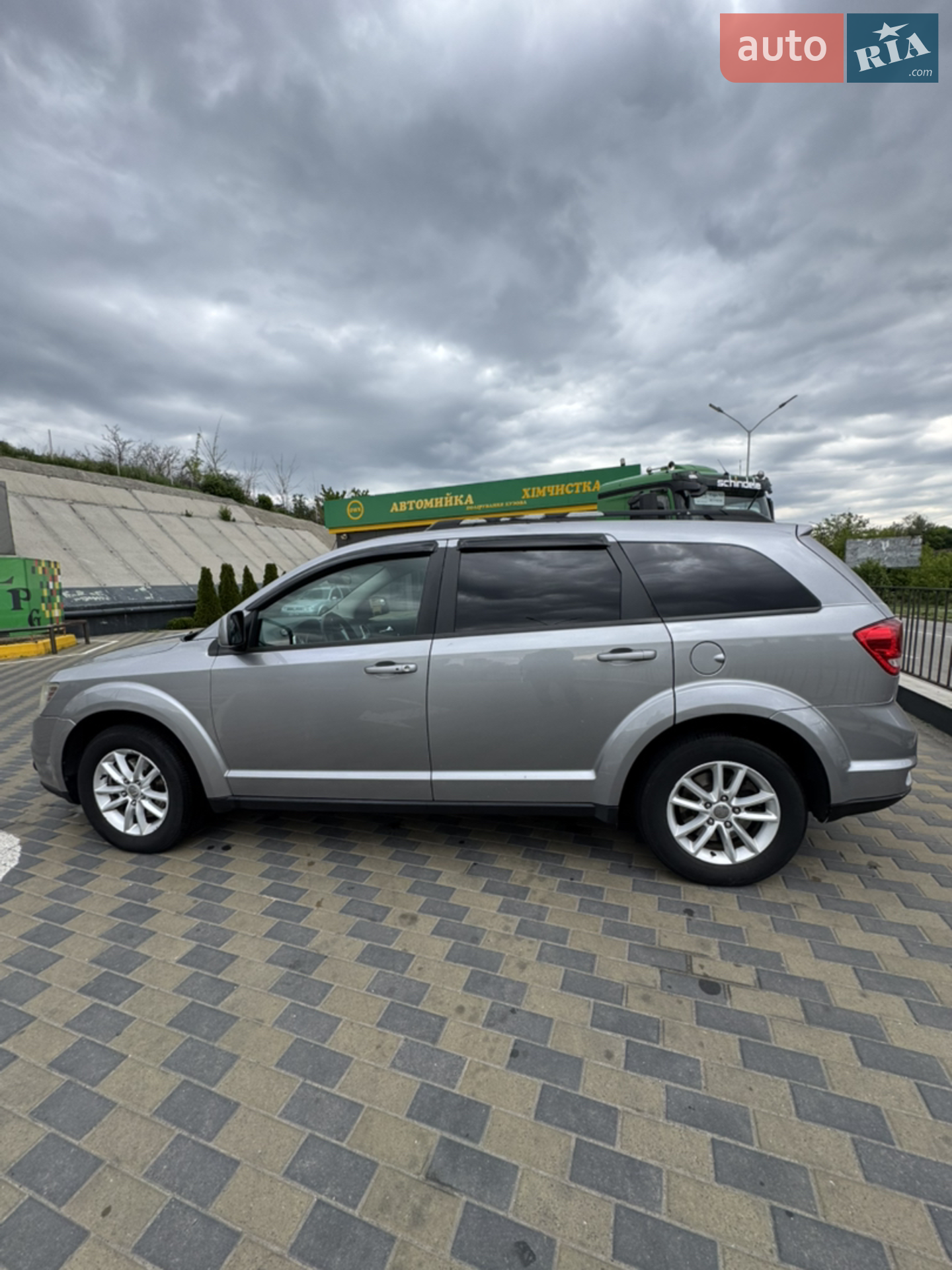 2017 Dodge Journey - мініатюра 9