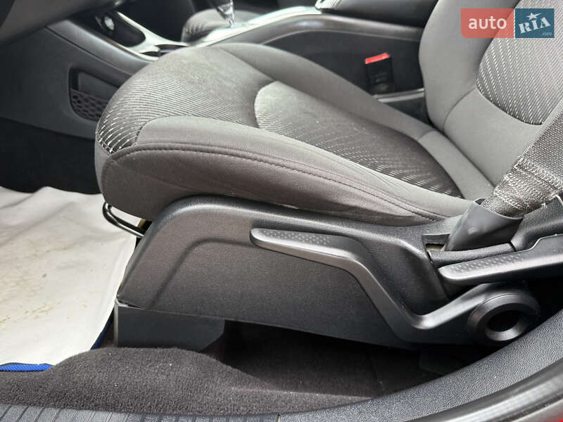 Позашляховик / Кросовер Dodge Journey 2018 в Стрию