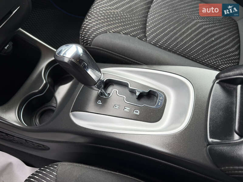 Позашляховик / Кросовер Dodge Journey 2018 в Стрию