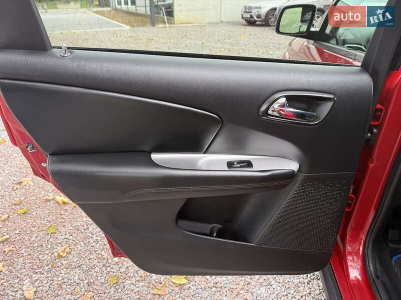 Позашляховик / Кросовер Dodge Journey 2018 в Стрию