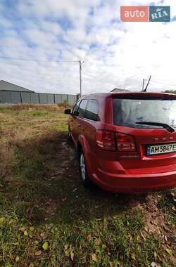 Внедорожник / Кроссовер Dodge Journey 2014 в 