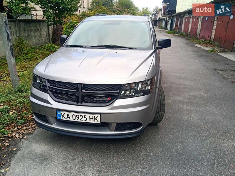 Внедорожник / Кроссовер Dodge Journey 2017 в Киеве