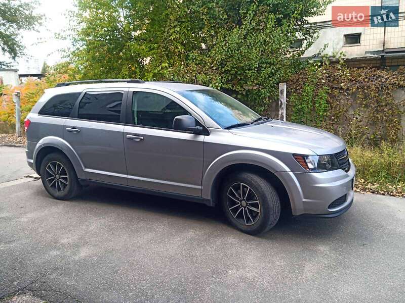 Внедорожник / Кроссовер Dodge Journey 2017 в Киеве
