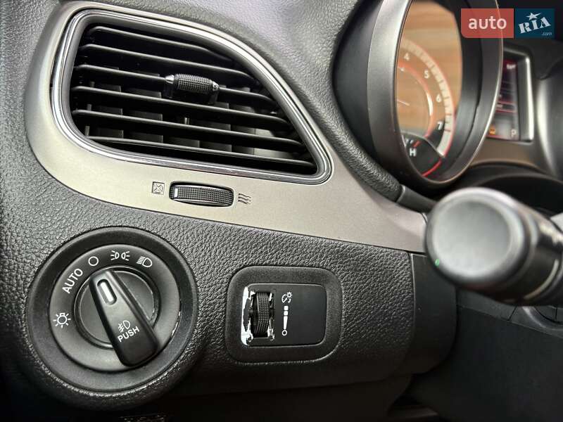 Позашляховик / Кросовер Dodge Journey 2020 в Києві фото 18 Позашляховик / Кросовер Dodge Journey 2020 в Києві