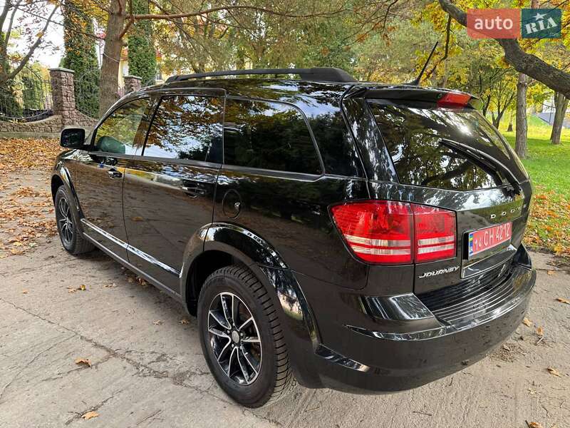 Внедорожник / Кроссовер Dodge Journey 2017 в Львове