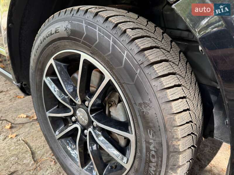 Внедорожник / Кроссовер Dodge Journey 2017 в Львове