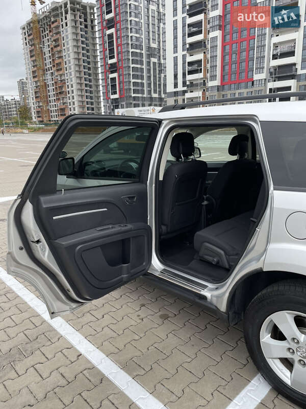 Позашляховик / Кросовер Dodge Journey 2010 в Києві