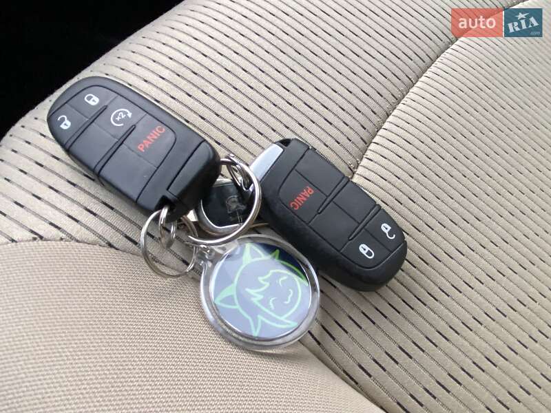Внедорожник / Кроссовер Dodge Journey 2017 в Киеве фото 47 Внедорожник / Кроссовер Dodge Journey 2017 в Киеве