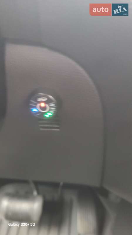 Позашляховик / Кросовер Dodge Journey 2013 в Києві фото 26 Позашляховик / Кросовер Dodge Journey 2013 в Києві