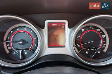 Позашляховик / Кросовер Dodge Journey 2012 в  фото 16 Позашляховик / Кросовер Dodge Journey 2012 в