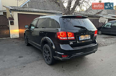 Позашляховик / Кросовер Dodge Journey 2015 в  фото 4 Позашляховик / Кросовер Dodge Journey 2015 в
