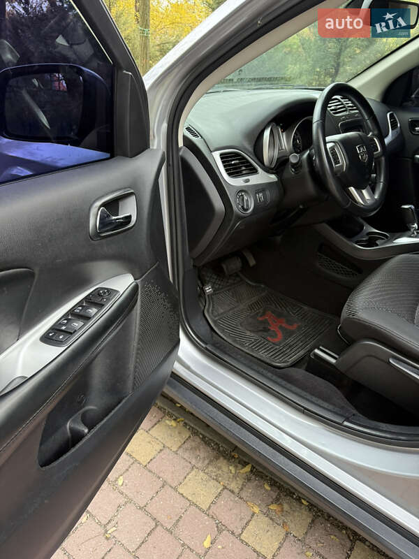 Внедорожник / Кроссовер Dodge Journey 2018 в Запорожье фото 20 Внедорожник / Кроссовер Dodge Journey 2018 в Запорожье