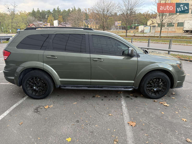 Позашляховик / Кросовер Dodge Journey 2017 в Броварах фото 9 Позашляховик / Кросовер Dodge Journey 2017 в Броварах