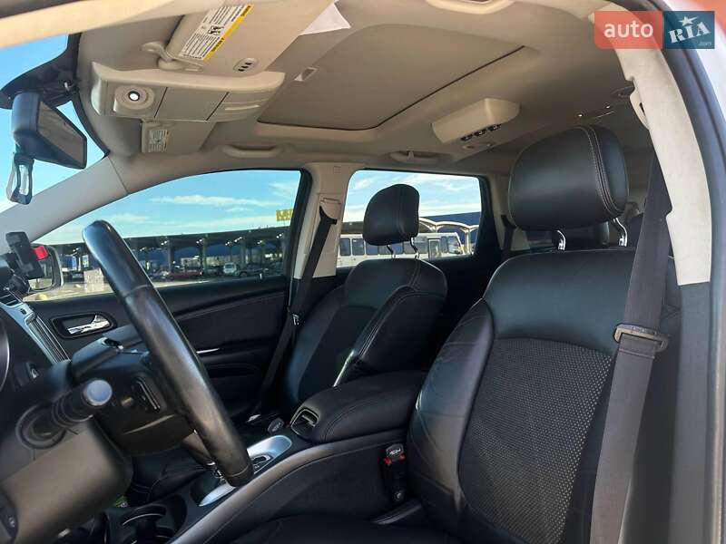 Позашляховик / Кросовер Dodge Journey 2017 в Одесі фото 17 Позашляховик / Кросовер Dodge Journey 2017 в Одесі