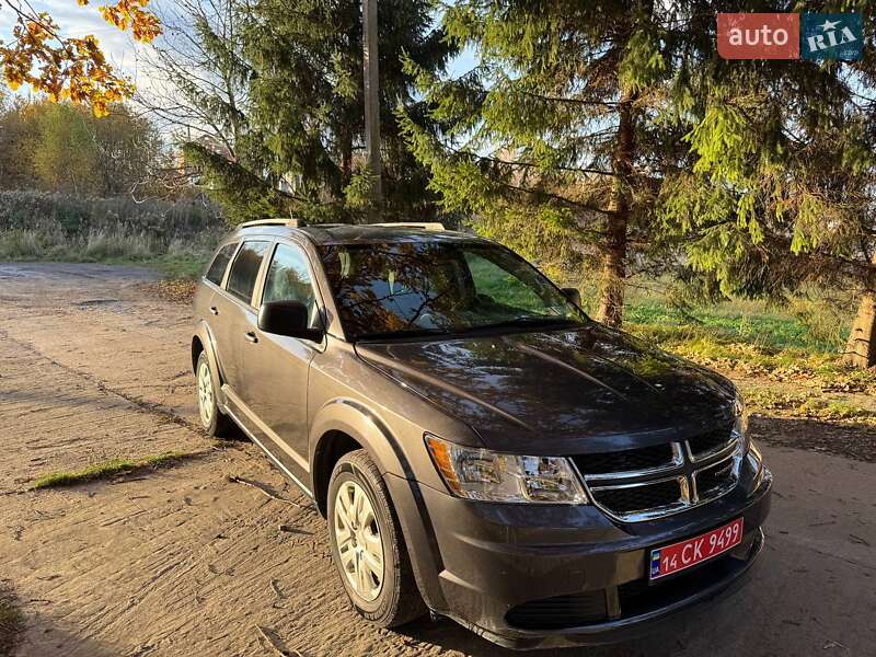 Позашляховик / Кросовер Dodge Journey 2017 в Львові фото Позашляховик / Кросовер Dodge Journey 2017 в Львові