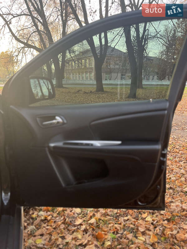 Внедорожник / Кроссовер Dodge Journey 2015 в Виннице фото 17 Внедорожник / Кроссовер Dodge Journey 2015 в Виннице