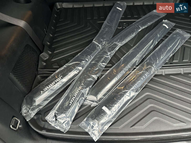 Внедорожник / Кроссовер Dodge Journey 2018 в Киеве