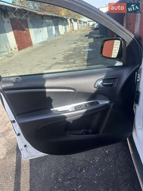 Внедорожник / Кроссовер Dodge Journey 2017 в Киеве