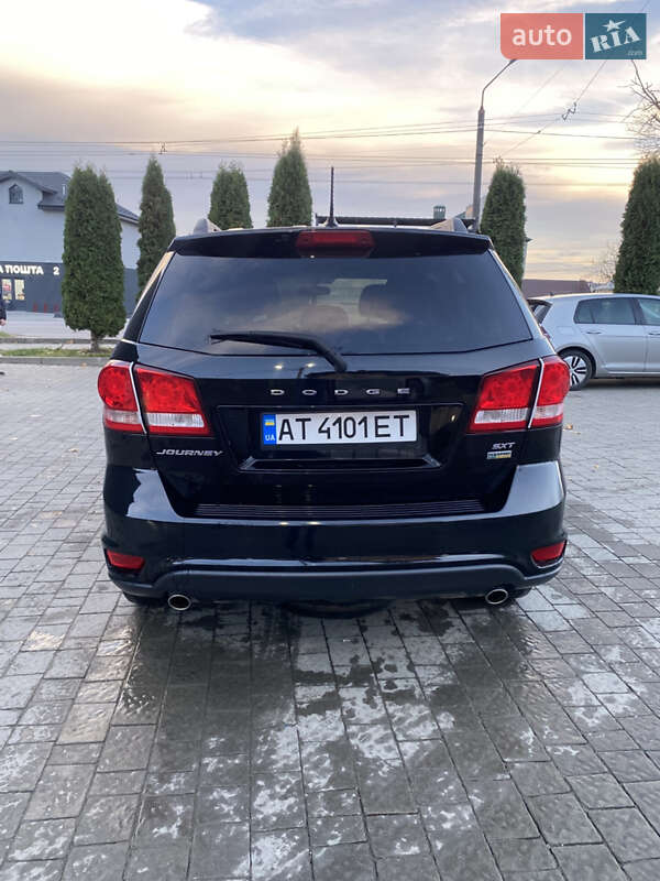 Позашляховик / Кросовер Dodge Journey 2014 в Івано-Франківську