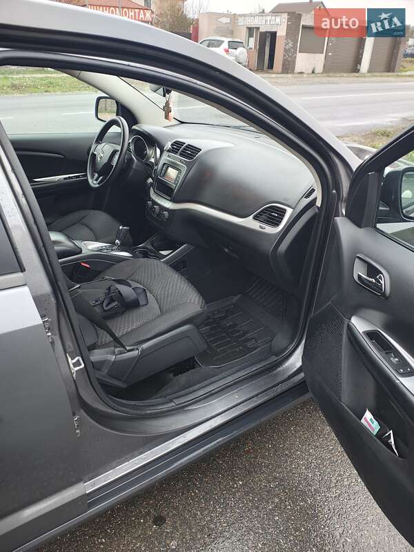 Внедорожник / Кроссовер Dodge Journey 2015 в Киеве