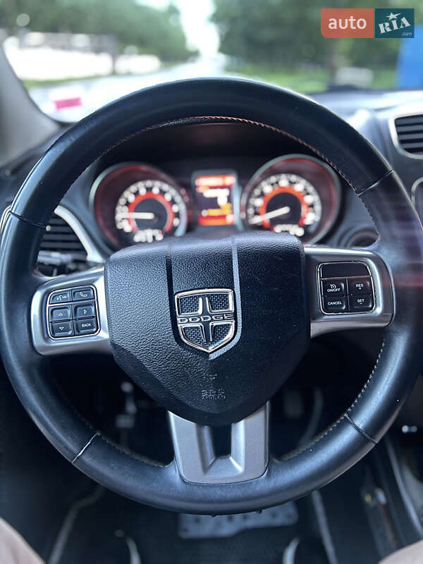 Позашляховик / Кросовер Dodge Journey 2017 в Мукачевому