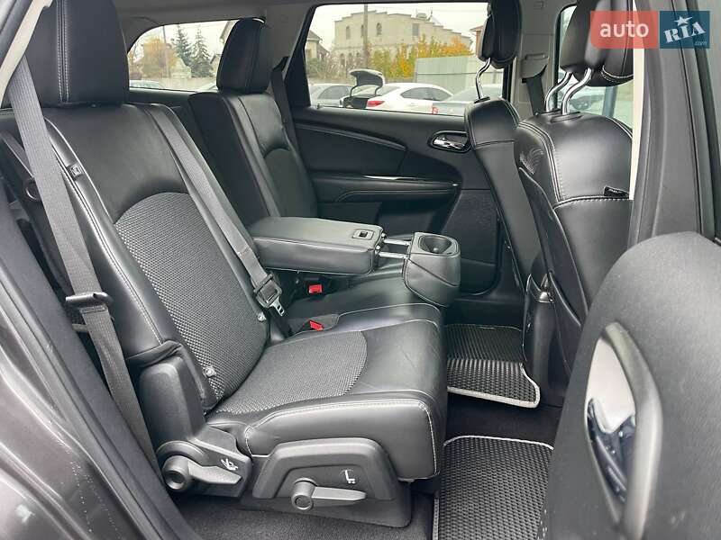 Внедорожник / Кроссовер Dodge Journey 2018 в Киеве фото 11 Внедорожник / Кроссовер Dodge Journey 2018 в Киеве