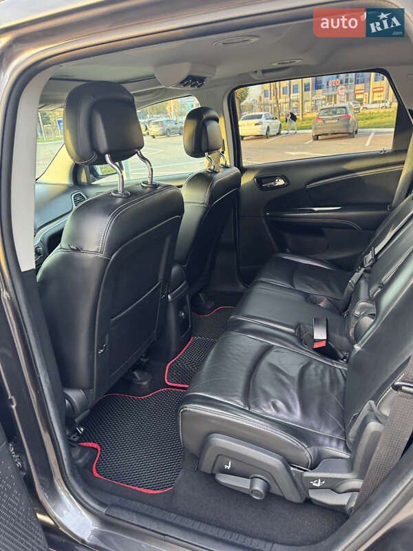 Позашляховик / Кросовер Dodge Journey 2016 в Житомирі