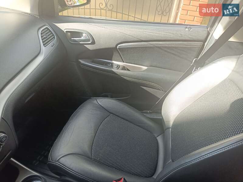 Внедорожник / Кроссовер Dodge Journey 2019 в Львове